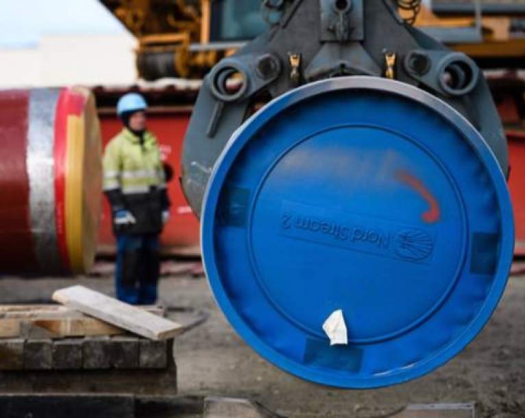 Первую нитку Nord Stream 2 начали укладывать в российских водах